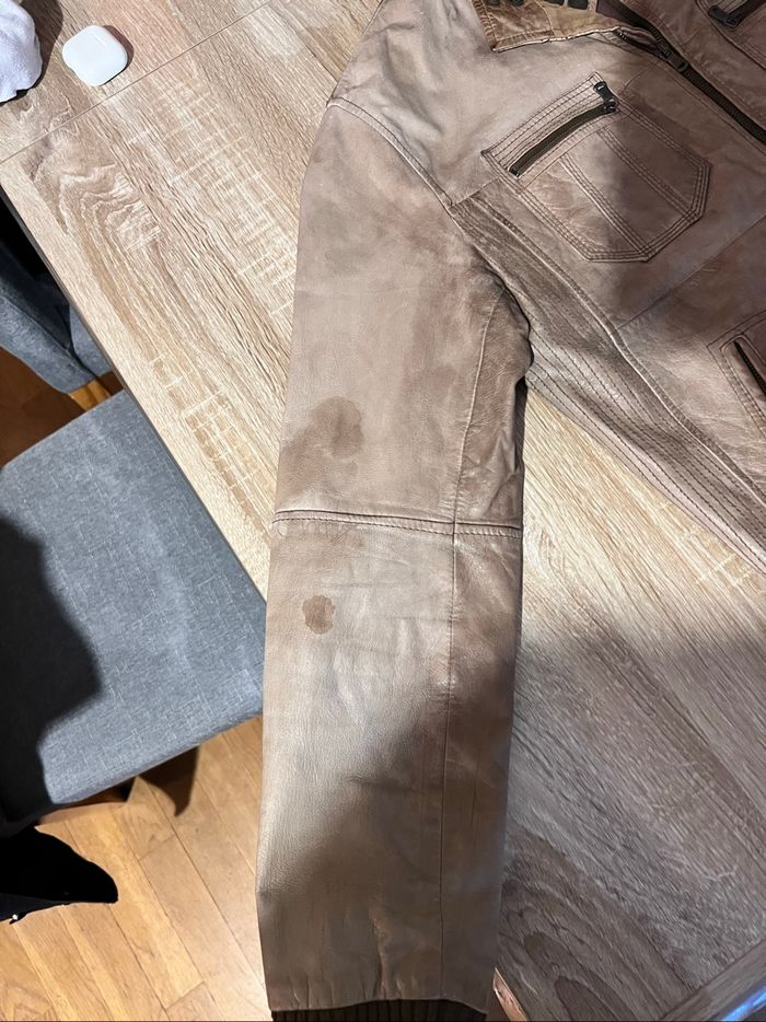 Veste en cuir véritable Zara Man, prix négociable - photo numéro 2