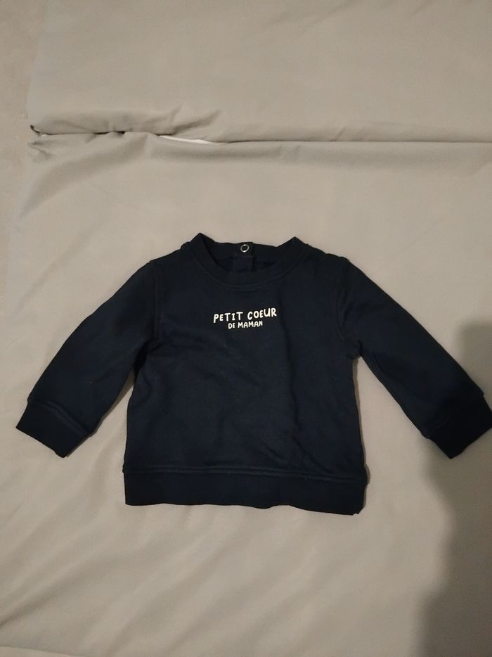 Pull bleu foncé
