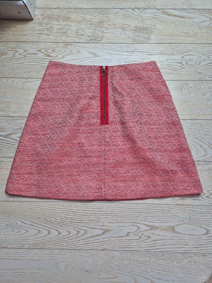 Jupe rouge courte - photo numéro 3