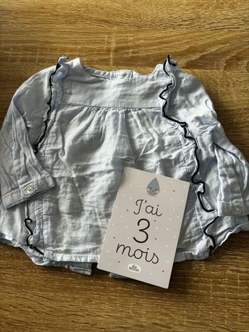 Blouse bleu KIABI t.3m