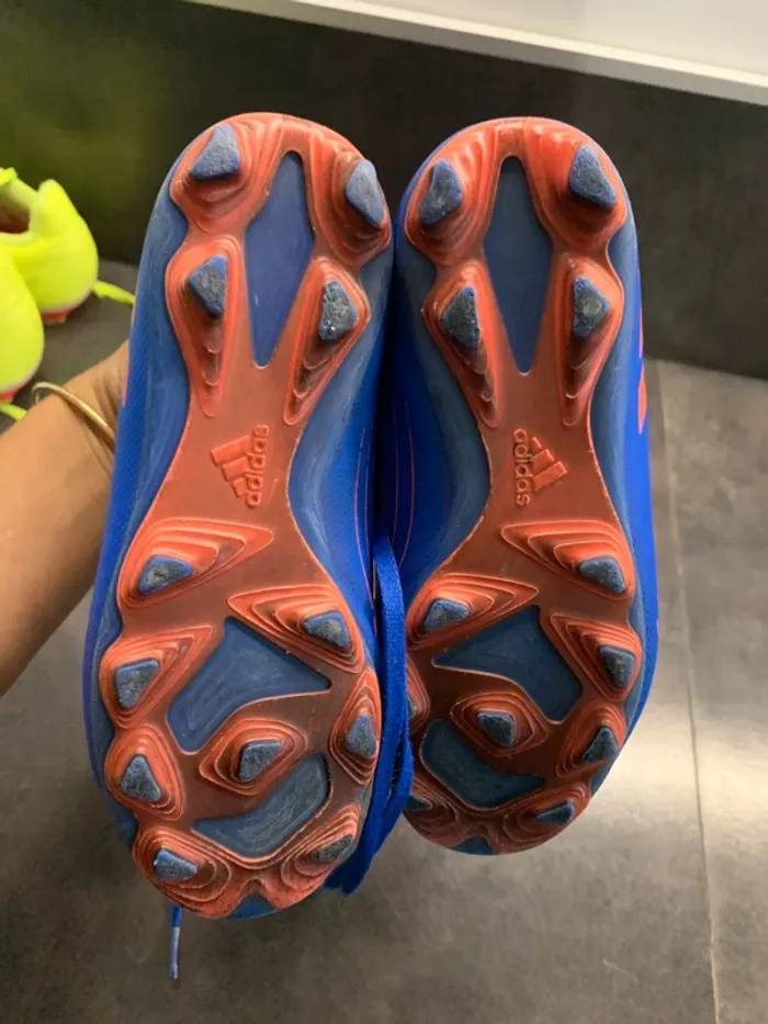 Basket crampons de foot adidas predator taille 34 - photo numéro 5