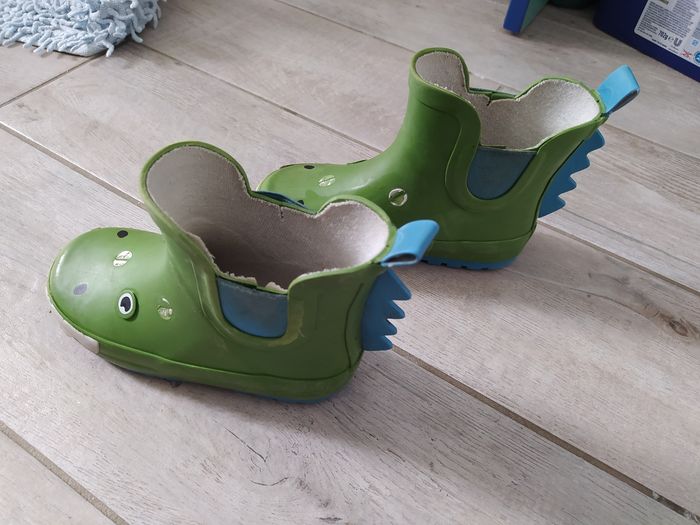 Bottes enfant taille 26 - photo numéro 2