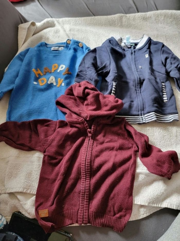 Lot de 8 pulls 6 mois garçon - photo numéro 3