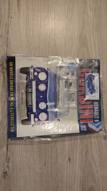 Fascicule complet scellé numéro 82 n°82 Renault R8 Gordini 1/8 1/8ème Eaglemoss Collections #D61