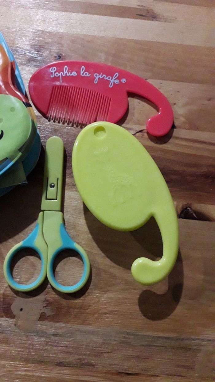 Lot pour hygiène de bébé - photo numéro 2