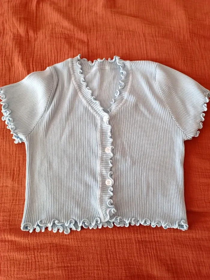 Croc top