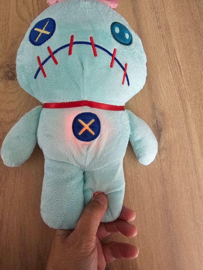 Peluche lumineuse Scrump – dessin animé Lilo & Stitch - photo numéro 2