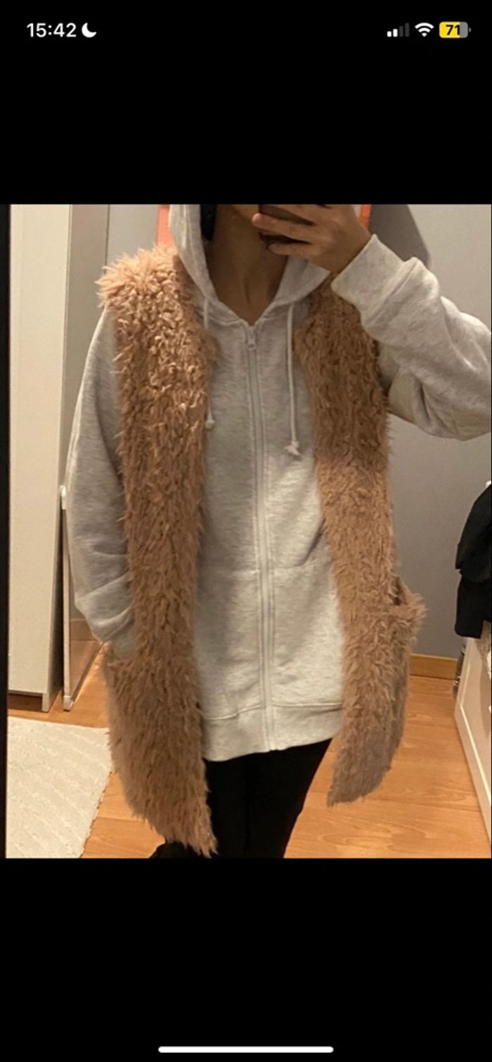 Fourrure rose sans manche - photo numéro 3