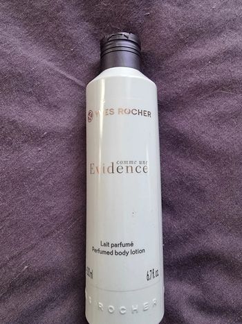 Comme Une Evidence - Lait Corps Parfumé Yves Rocher Neuf