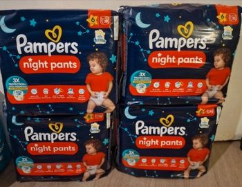 Lot de 4 paquet couche pampers night taille 6 120 couches