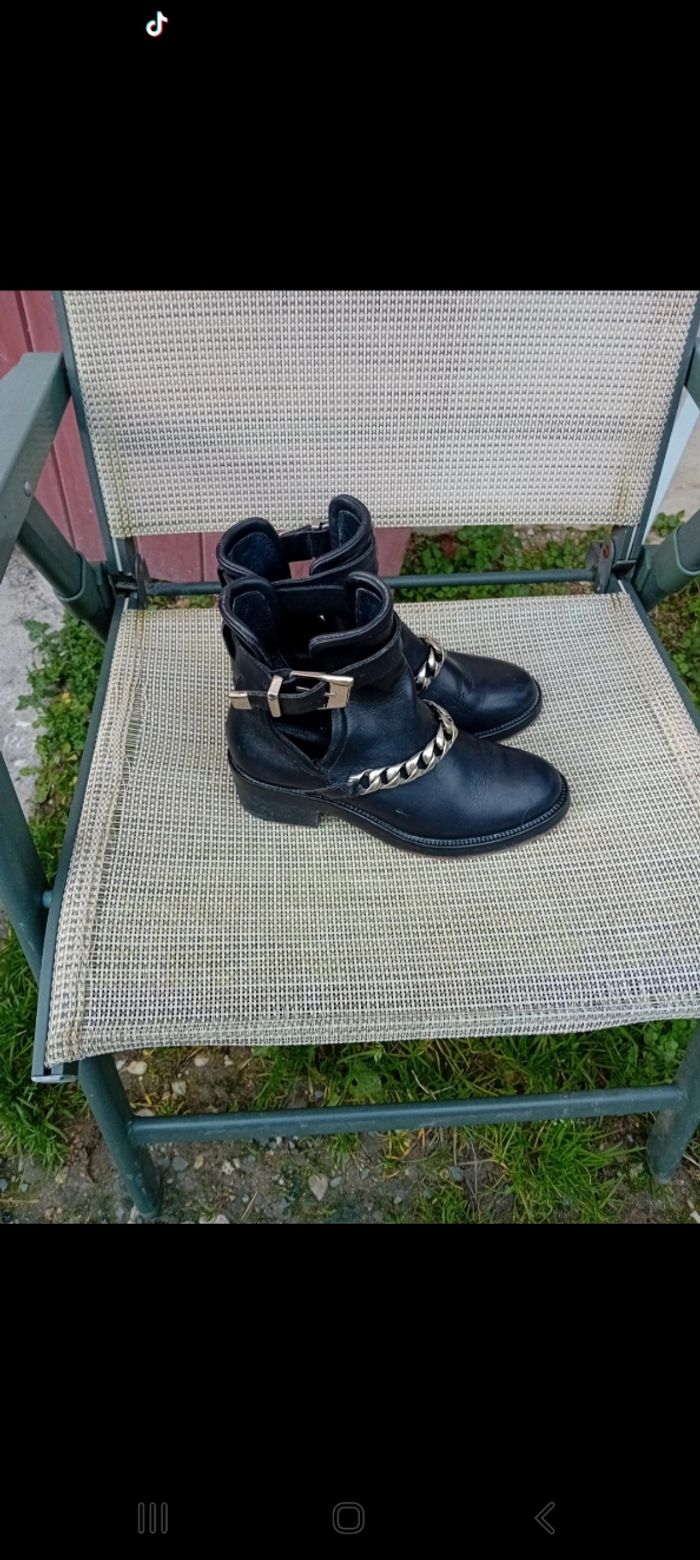 Bottines noires - photo numéro 2