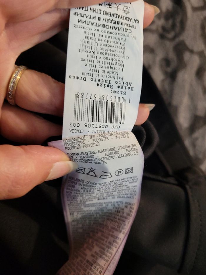 Très belle robe noir et bleu, rinascimento - photo numéro 7