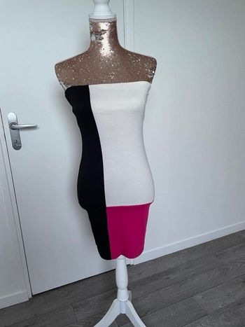 robe bustier Asos taille 36 color block : noir blanc rose