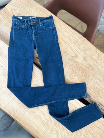 Jean strech skinny Lévis taille 27 36 38 longueur 34 femme
