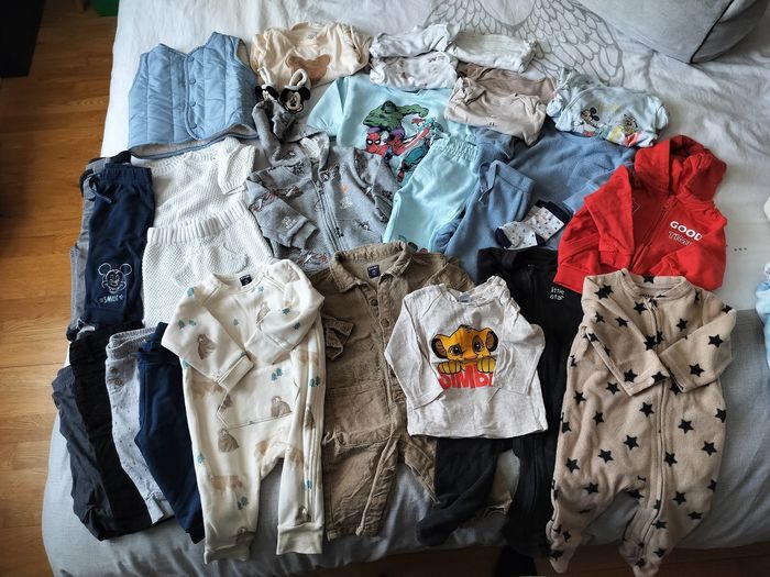 Lot vêtements garçon 6 mois - photo numéro 2