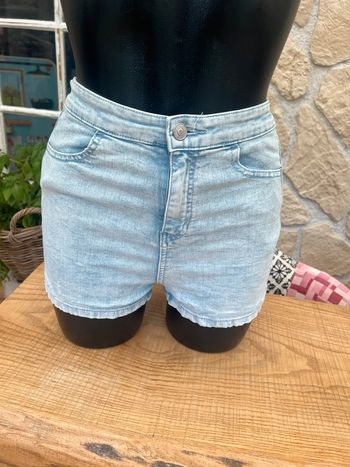 Jennyfer Short femme taille XS 34 en jean été strech taille haute bleu clair