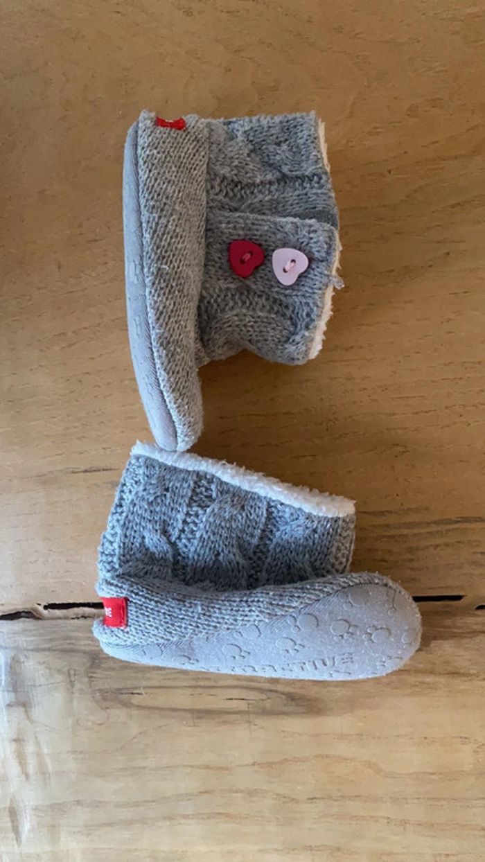 Boots tricot gros cœurs roses - photo numéro 3