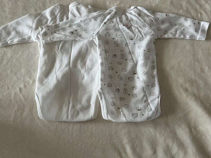 Lot de 2 bodies Absorba à longues manches taille 1M - photo numéro 4