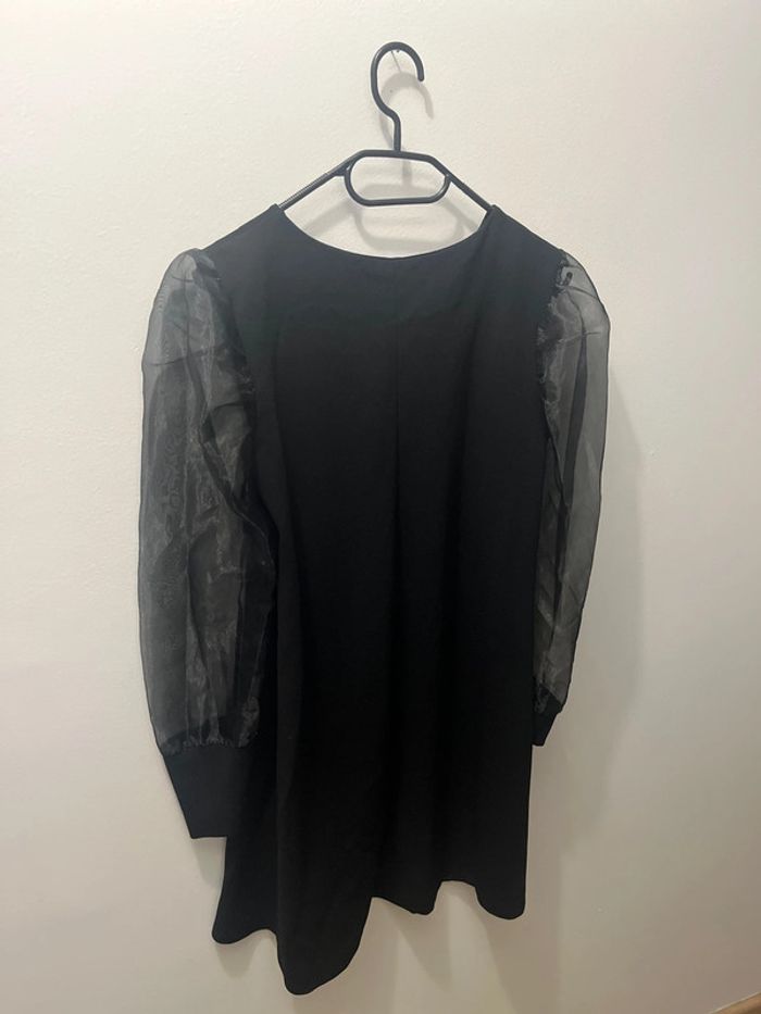Robe noire taille unique forme trapèze manches transparentes - photo numéro 2
