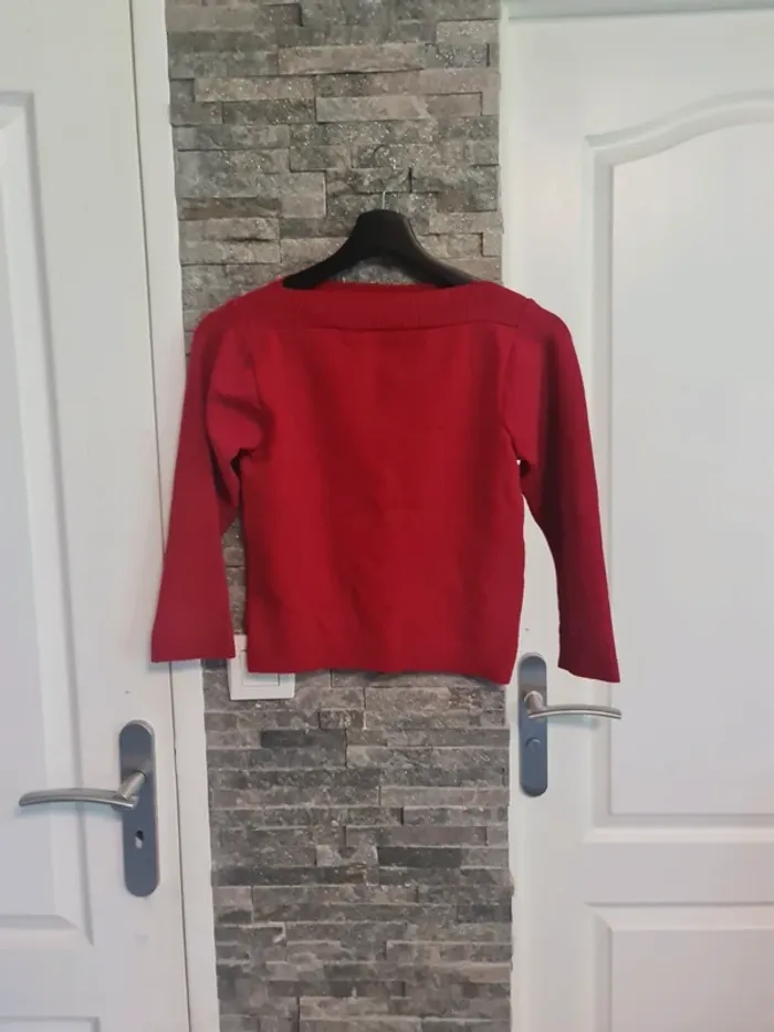 Petit pull court manche 3/4