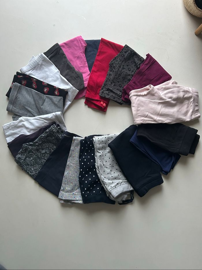 Lot Leggings et pantalons de jogging (31 pièces en tout) - photo numéro 2