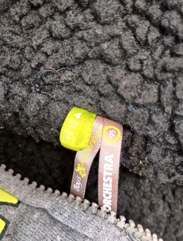 Veste chaude à capuche - photo numéro 4