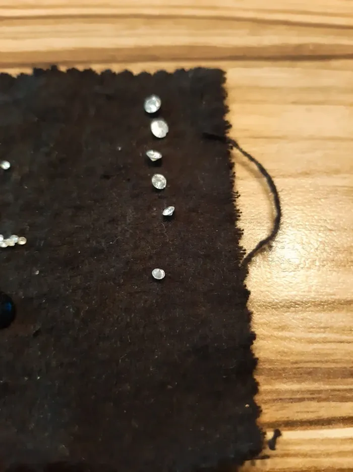 Plusieurs diamants, 2 saphirs et une émeraude - photo numéro 8