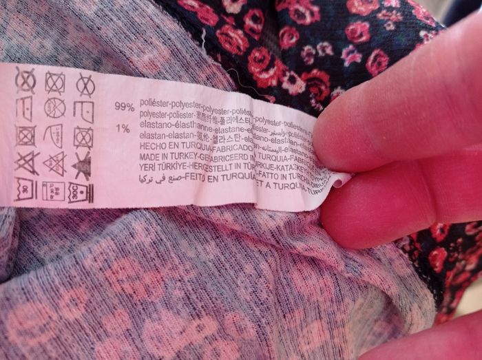 ROBE à Fleurs PULL&BEAR. - photo numéro 8