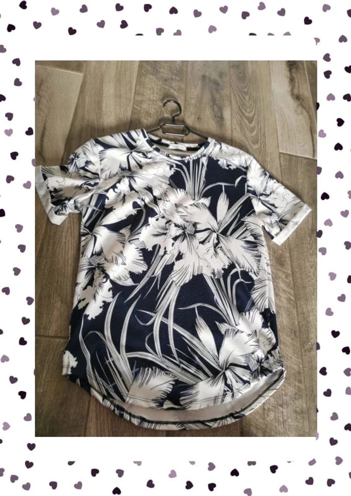 T-shirt manches courtes fleurs - photo numéro 2