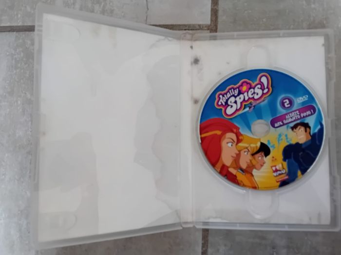 Lot DVD totally spies - photo numéro 9