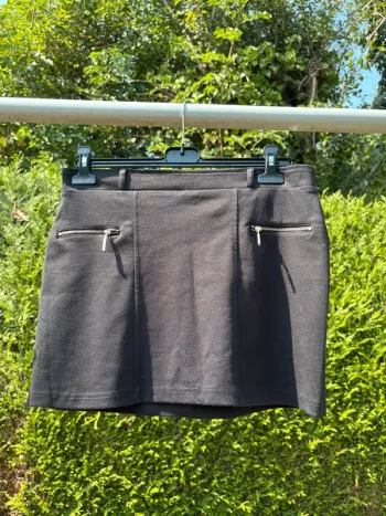 Jupe noire avec intérieur polaire – Marque Kiabi