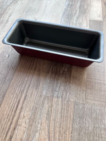 - Moule a cake    - Très bon état