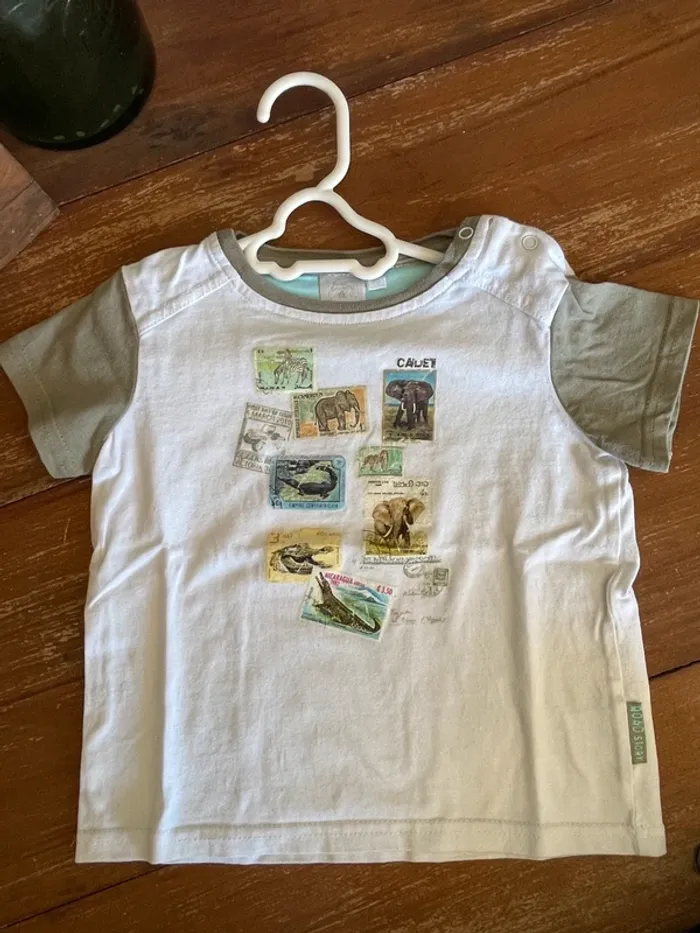 T-shirt manches courtes kaki et blanc Cadet Roussel 18 mois