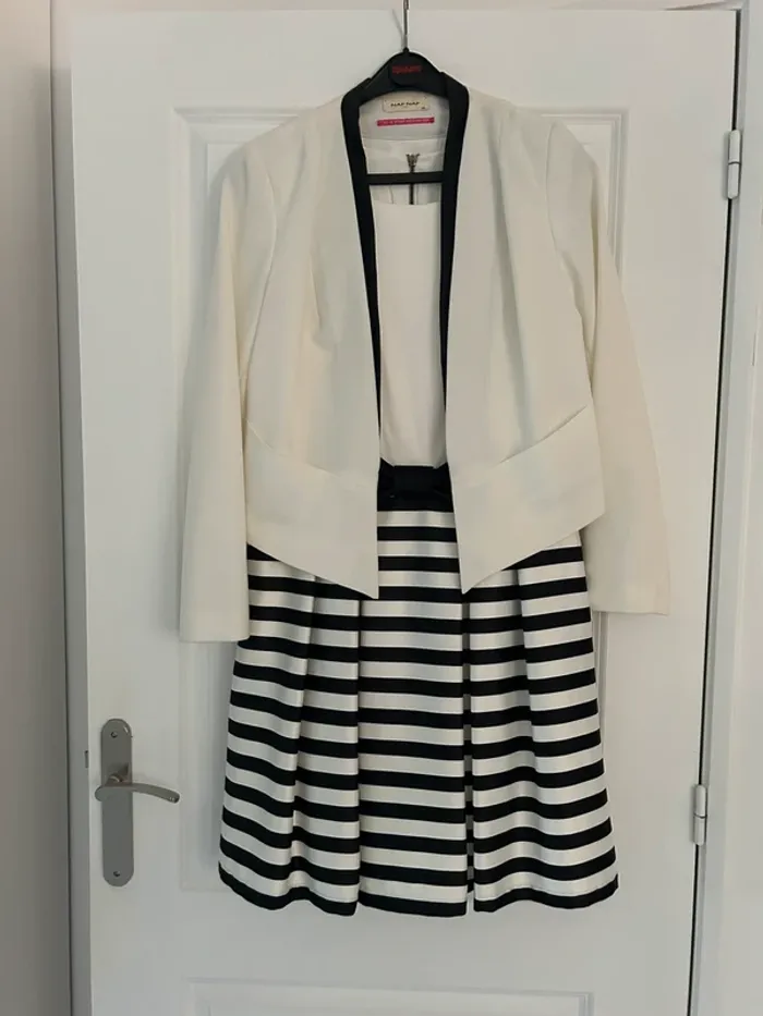 Ensemble robe et veste habillées