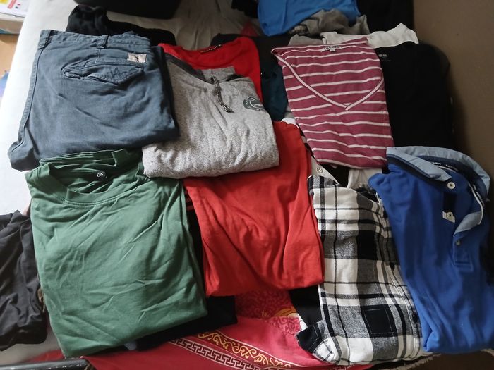 Lots de vêtements garçon taille 14/16ans - photo numéro 3