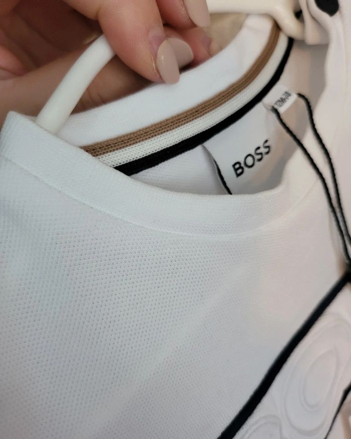 Teeshirt type polo blanc taille 12 mois BOSS neuf - photo numéro 4