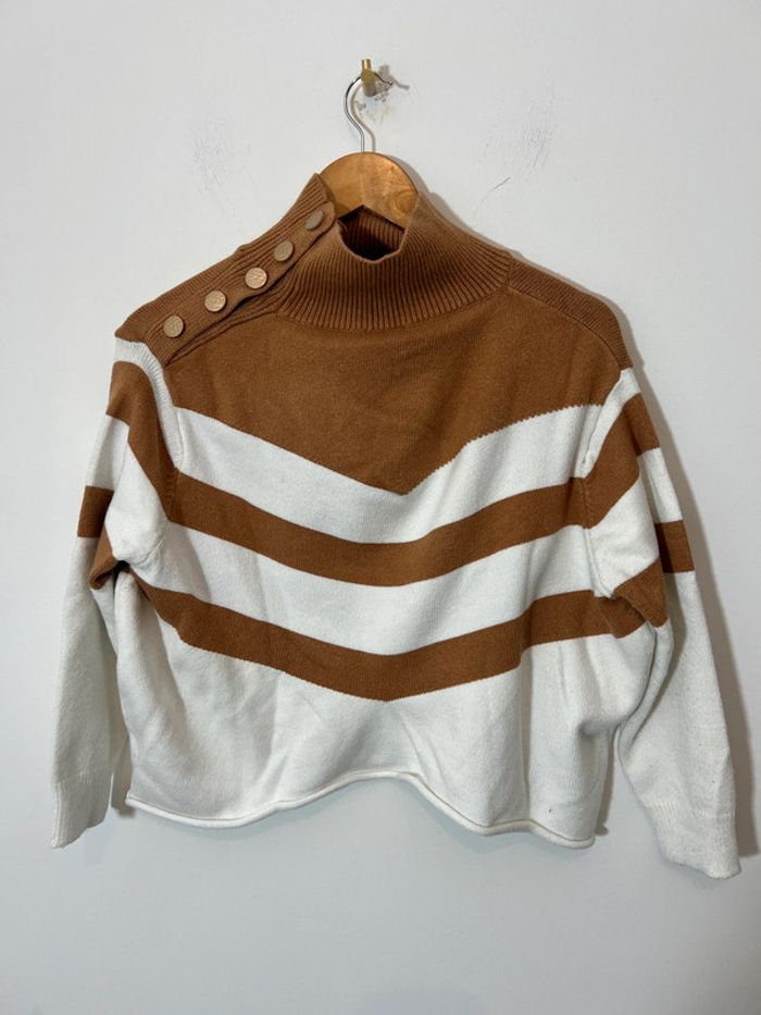 Pull rayé marron et blanc - photo numéro 2