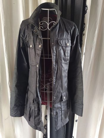 Veste longue noire effet huilé