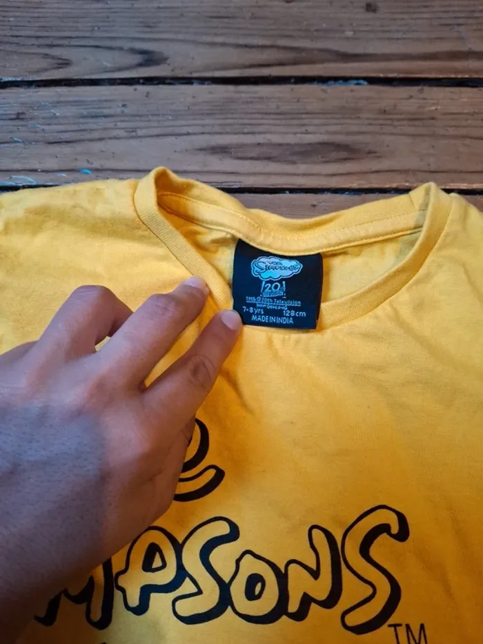 Tshirt the simpson taille 7/8ans - photo numéro 3