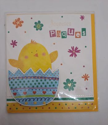 Carte postale 3D avec son enveloppe.
13,5x15cm.
NEUVE. Poussin paques