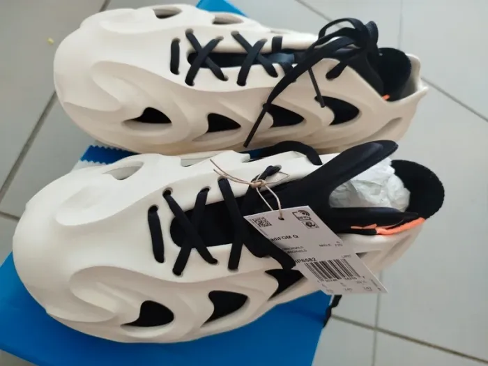 Basket adiFOM Q P 39,5 - photo numéro 2