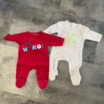 Pyjamas Tex taille naissance jamais portés