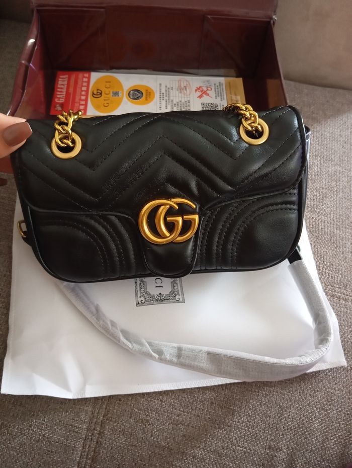SAC GUCCI NEUF NOIR AVEC BOÎTE