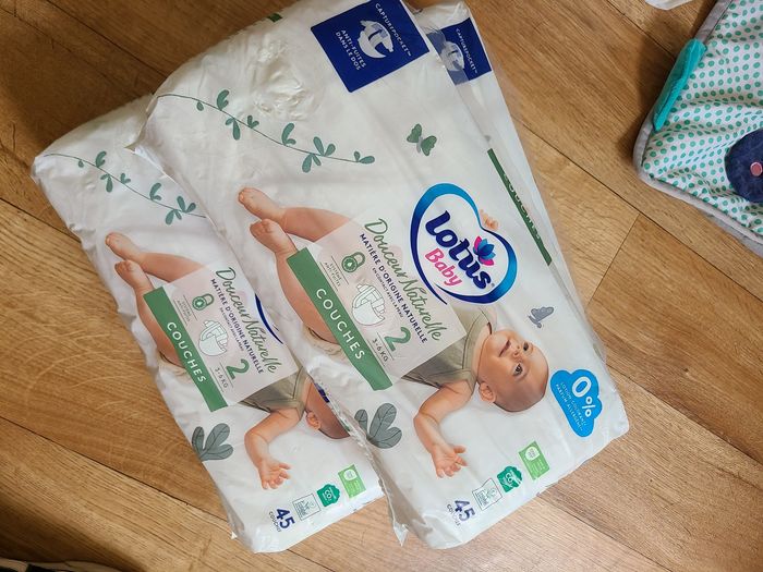 Lot de 3 paquets de 45 couches taille 2