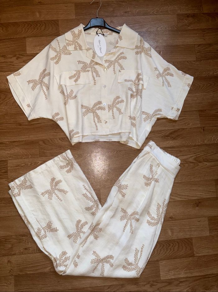 Ensemble 2 Pièces Femme Neuf avec Étiquette Couleur Crème Made in Italy