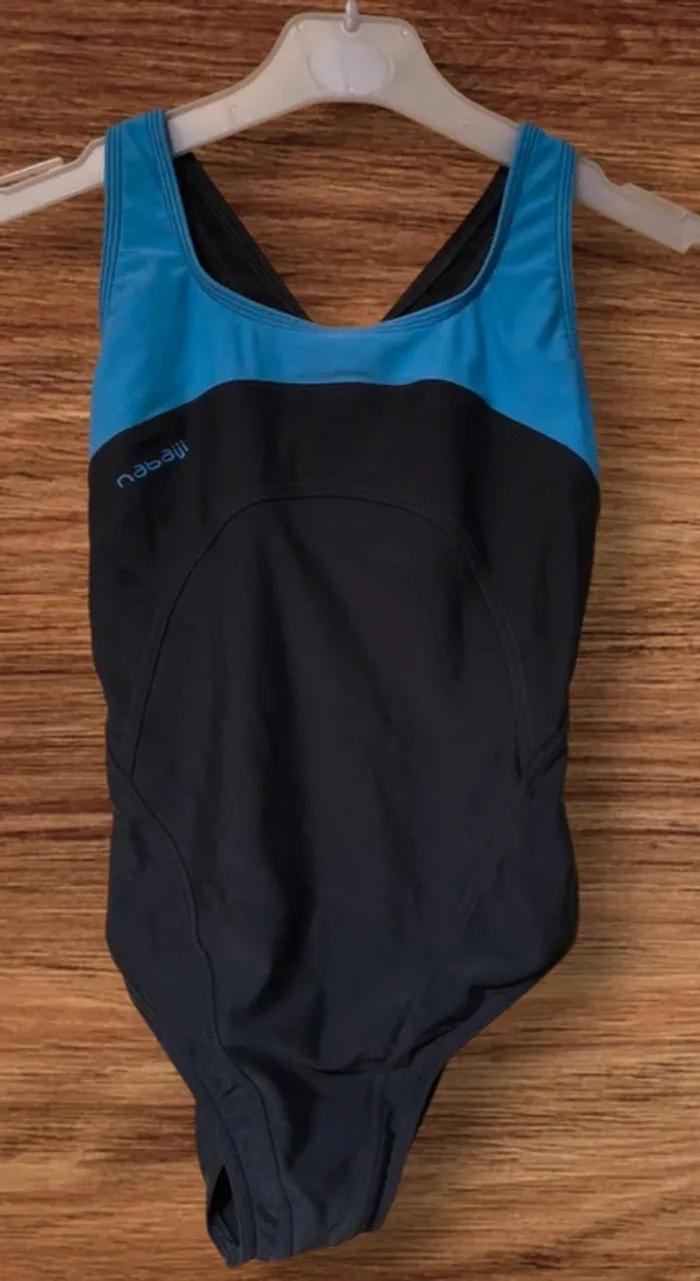 🩱 Maillot de bain 1 pièce Nabaiji - Taille 36 💙