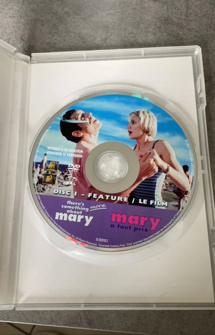 DVD Mary a tout prix - photo numéro 2