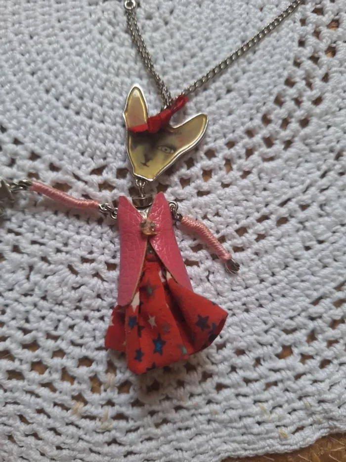 Collier LOL bijoux - photo numéro 3