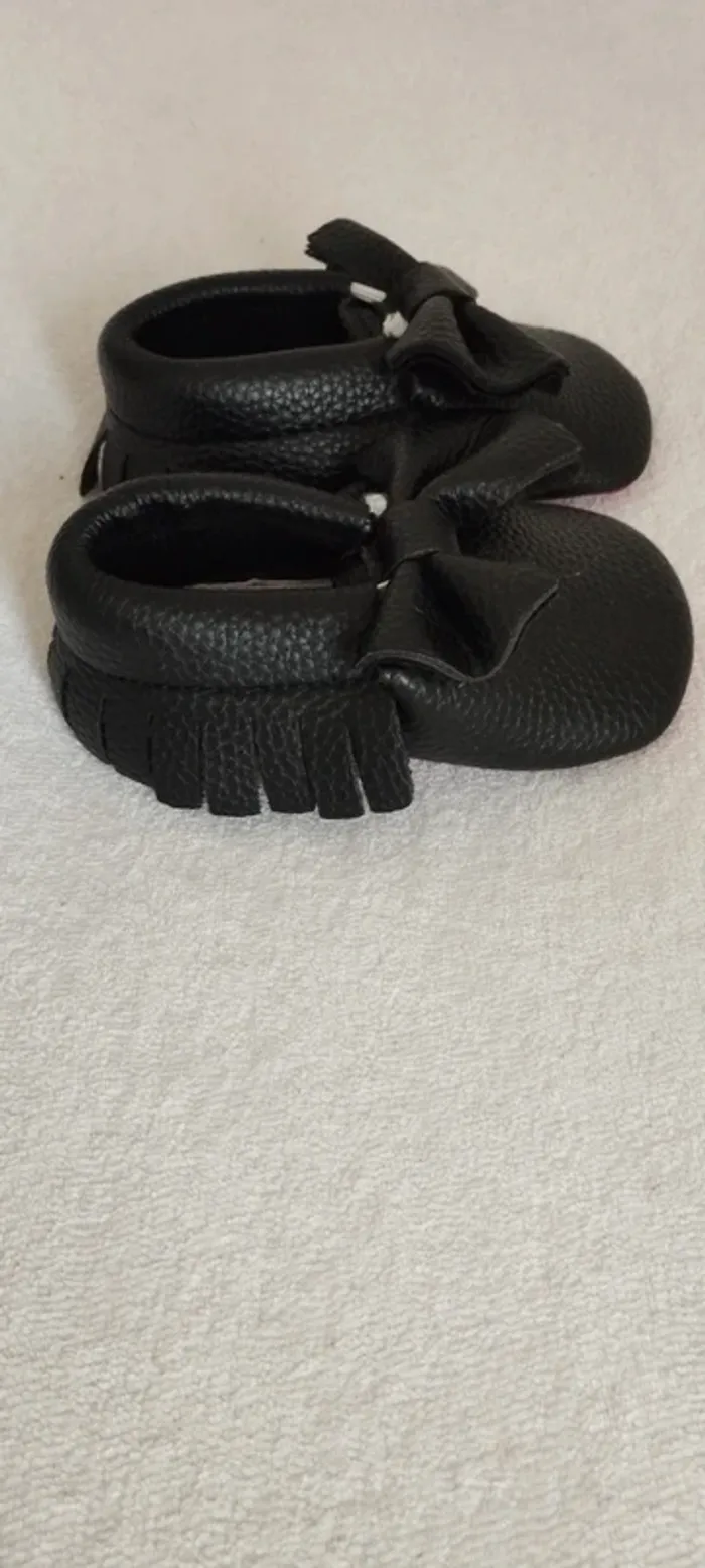 Chaussures chaussons noires - photo numéro 2
