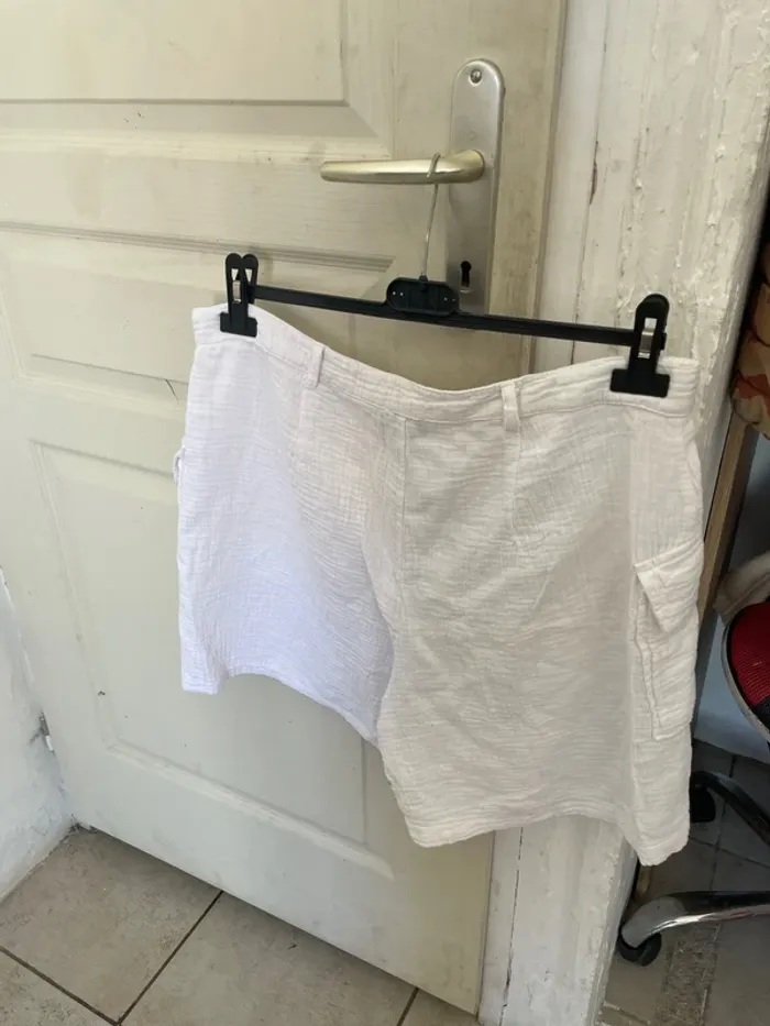Short, blanc, fluide n°437 - photo numéro 7
